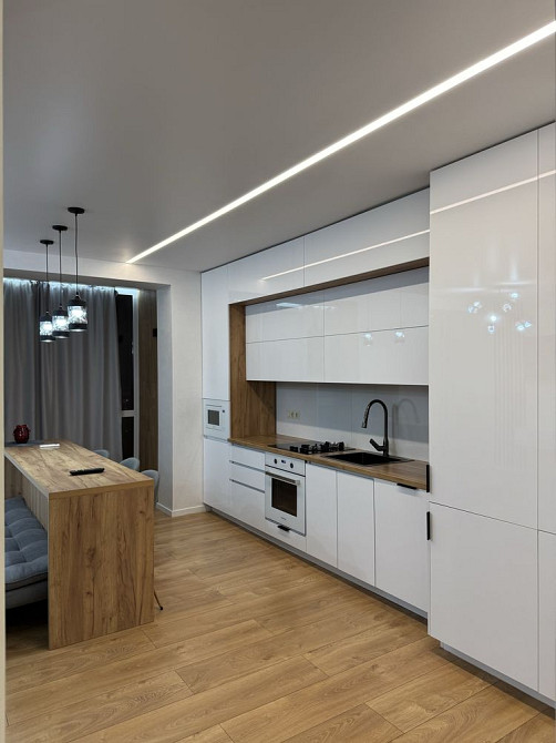 Оренда СТИЛЬНОЇ 1-кімн в Центрі 500$ ЖК «Яровиця» Луцьк - зображення 1