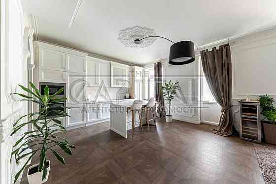 Оренда пентхаусу із трьома терасами у самому центрі Києва Київ