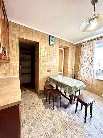 Оренда 3 кімнатної квартири на вул. Лазаренка/Сахарова Львів