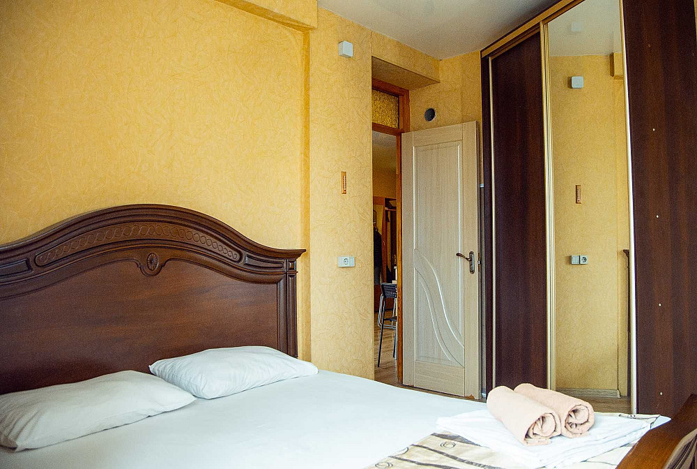 Сдам квартиру на 1-3 месяца в центре Днепр - изображение 1