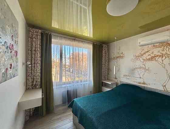 Здається 2-х кімнатна квартира - студія і спальня, район Нагорки Днепр