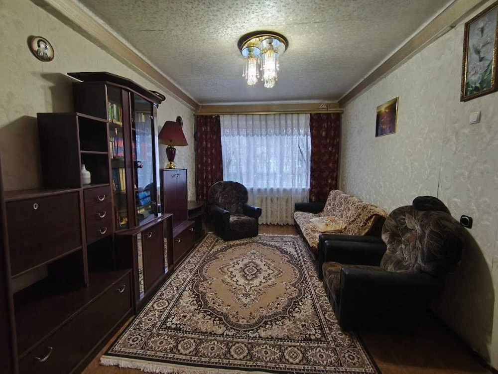 Оренда квартири в м. Кам'янське Кам`янське (Запорізька обл.) - зображення 1