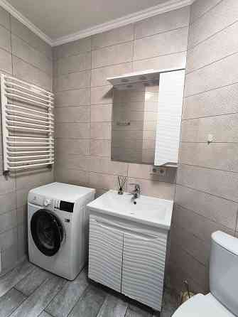 Продаж 1кім новобуда з паркомісцем в підземному паркінгу. Львов