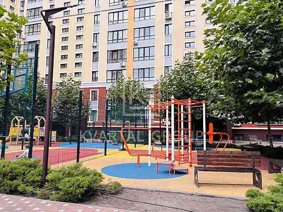 Велика 2-кімнатна квартира у сучасному ЖК в самому центрі міста! Ирпень