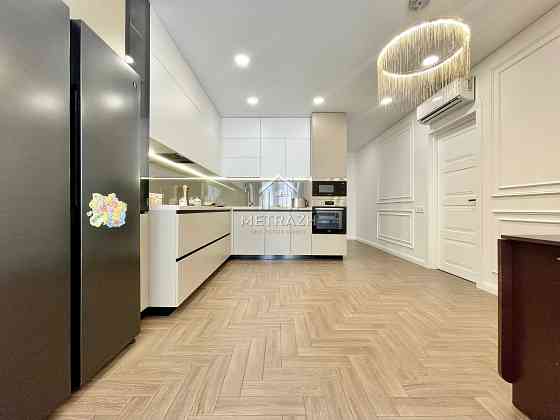 Продажа 1 к квартиры 58 м2  Ремонт премиум ЖК Плехановская Харьков