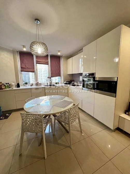 3к квартира 120 м² Авторський ремонт Пчілки 5 Позняки, Київ Киев - изображение 1