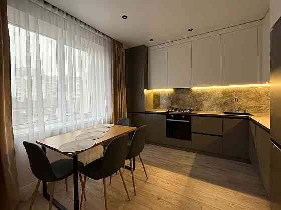 Продам 1-кімнатну квартиру з ремонтом в новобудові! Ровно