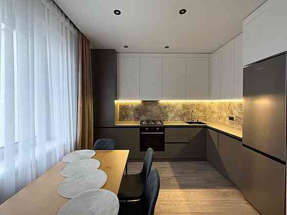 Продам 1-кімнатну квартиру з ремонтом в новобудові! Ровно