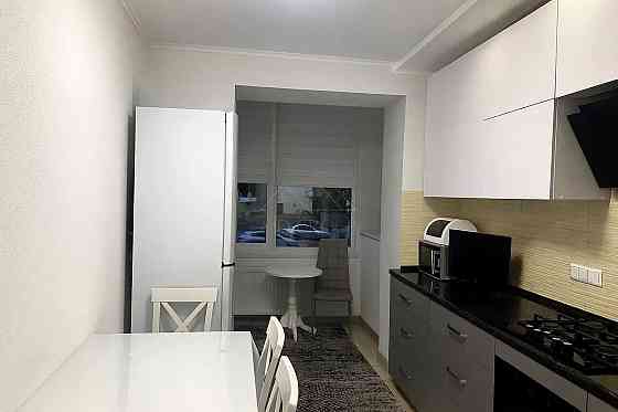 ОЗЕРО! Центр! Терміново! Продається 2-кім квартира в сучасному будинку Ивано-Франковск