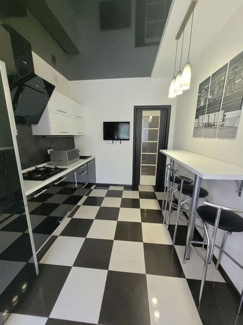 Довгострокова оренда біля Податкової Ірпінь - зображення 1