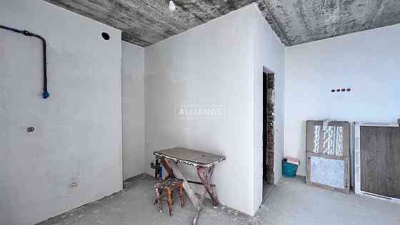 Продам 1к квартиру з частковим ремонтом в центрі вул. Гарбарська 53 м2 Івано-Франківськ