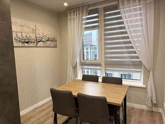 Оренда 1-кімнатної квартири в ЖК «Метрополія» з генератором Київ