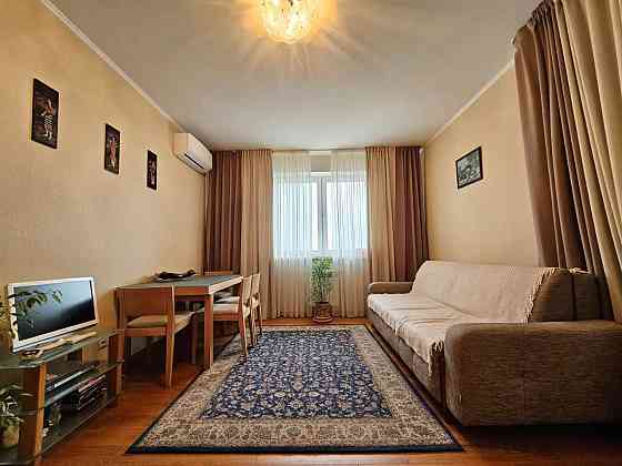 Затишна квартира 75m2 ЖК Міністерський |м| Героїв Дніпра Київ