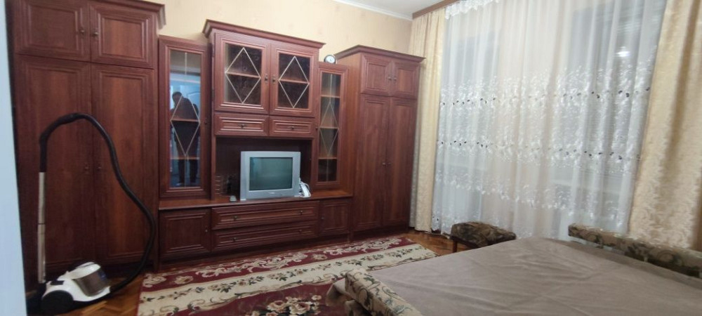 Аренда квартиры Метро Дорогожичи. Частный сектор Киев - изображение 2