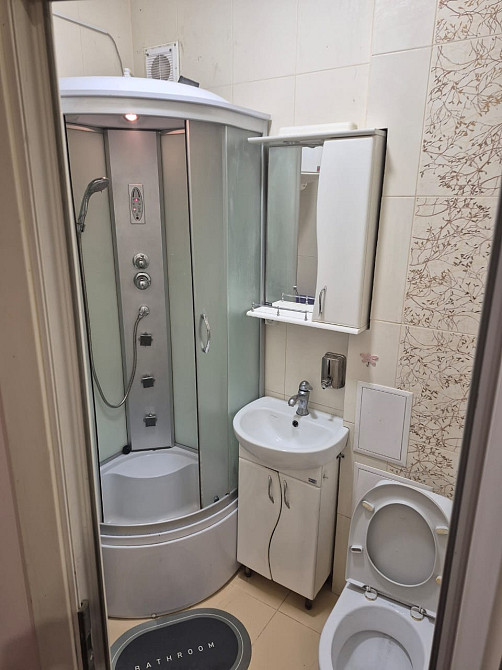 Сдается от хозяина, после ремонта, на длительный срок, 3-комнатная квартира Рени - изображение 1