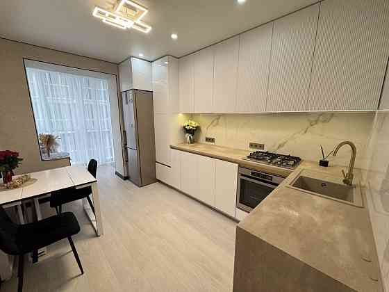 Шикарна квартира з ремонтом у будинку з укриттям Буча