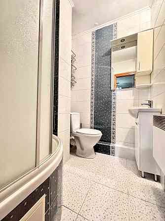 Продаж 2-кім квартири 42 м2 в цегляному будинку по вул. Миколайчука Львов