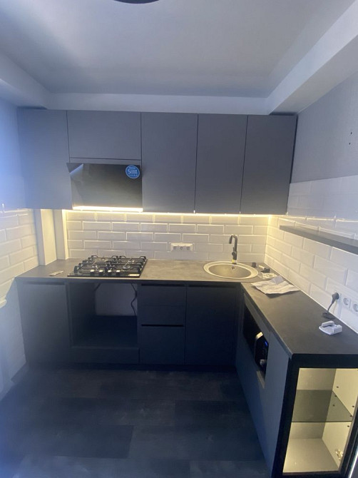 Продам 1 к квартиру, 9/9, Василя Сергієнка, Запоріжжя - зображення 1