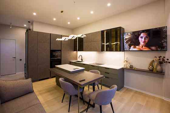 ТОП-ЛОКАЦІЯ!!!  10 хвилин пішки до центру та липової алеї. Ужгород