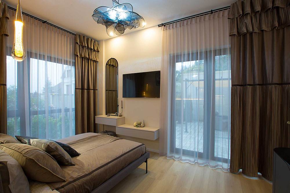 ТОП-ЛОКАЦІЯ!!!  10 хвилин пішки до центру та липової алеї. Ужгород - изображение 8