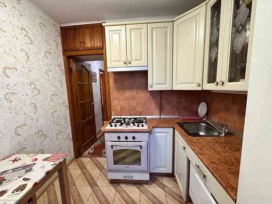 Продаж 2кім квартири з ремонтом, вул. В. Великого 37 ~Горіховий гай Львов