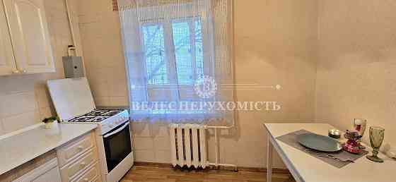 Продаж 1к квартири 28 кв метрів, 5 хв метро Святошин, Котельникова 7 Kyiv