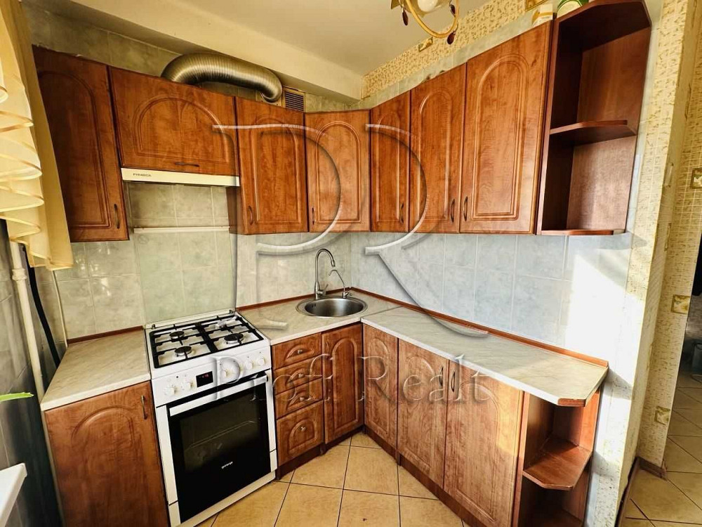 Продаж 1 кімн. квартири за адресою Івана Дзюби, 8 Kyiv - photo 2