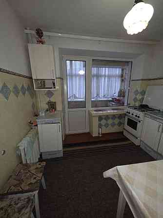 2 кімн.Г.Майдану -Комарова Чернівці