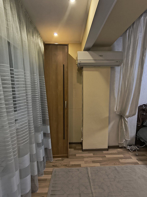 Трикімнатна квартира на Героїв Майдану( маг Гардероб) Чернівці - зображення 2