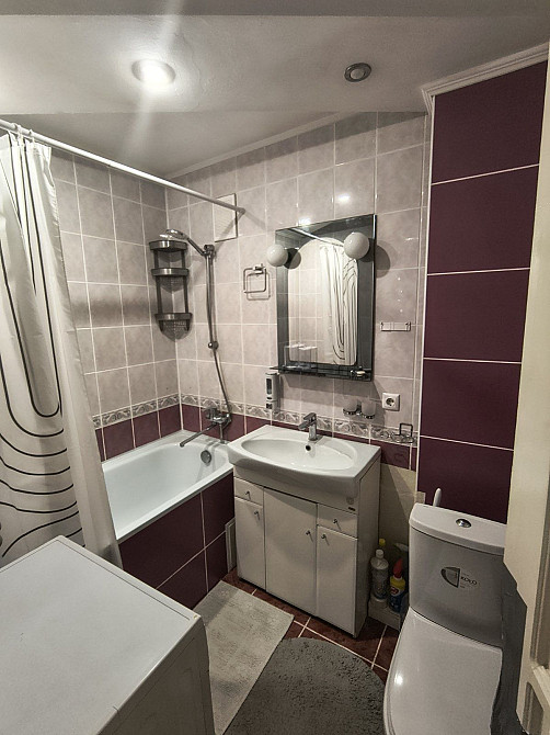 Трикімнатна квартира на Героїв Майдану( маг Гардероб) Чернівці - зображення 7