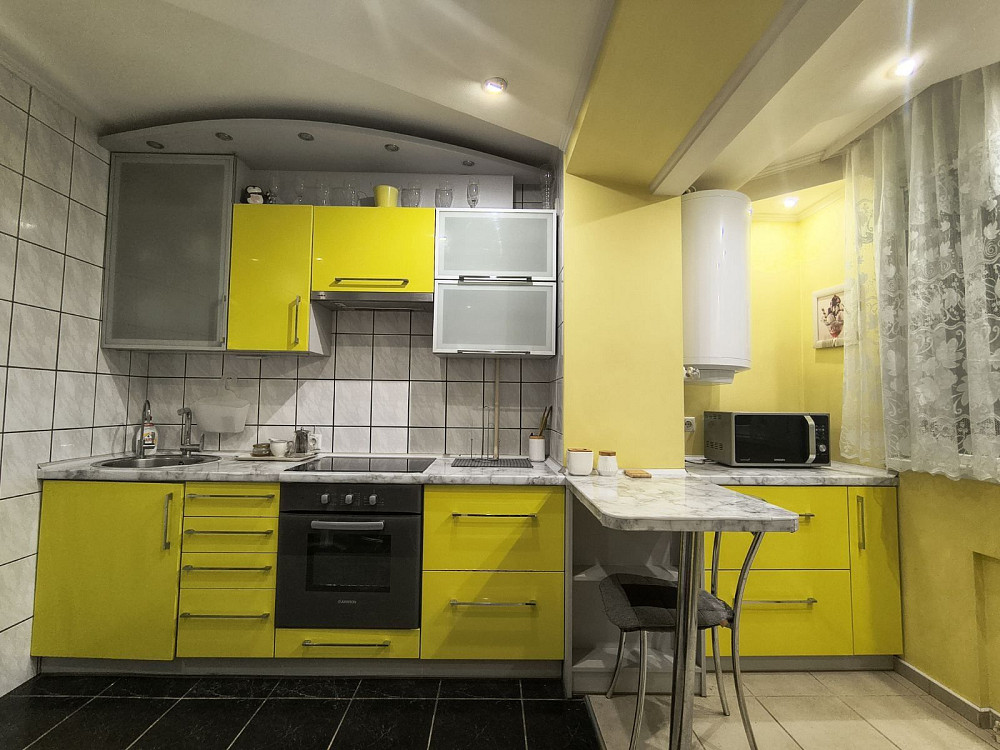 Трикімнатна квартира на Героїв Майдану( маг Гардероб) Чернівці - зображення 5