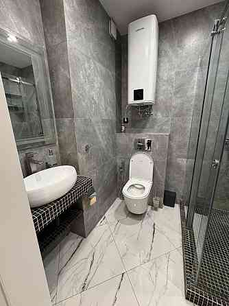 Власник. Слам 2-х кім. квартиру. ЖК Бережанський.  В домі є Генератор Київ