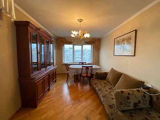 Трикімнатна квартира проспект Оболонський 33А Киев