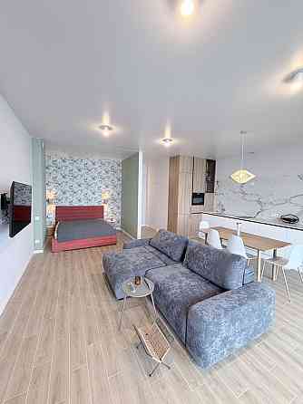 Продам квартиру с прямым видом на берегу моря на 13 стануции фонтана Одесса