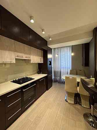 Продам Укомплектовану квартиру На Щасливому! Рівне