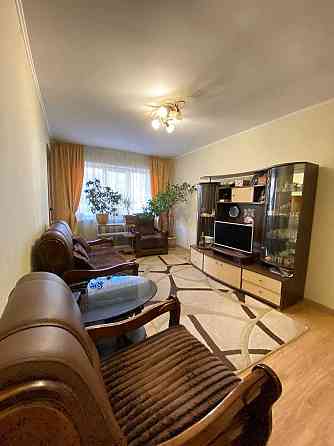 Продам 3-х кімнатну квартиру на зручному 2-му поверсі Рівне