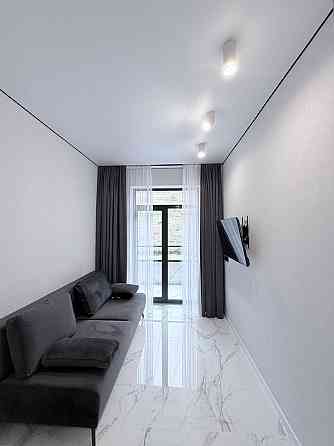 Продам смарт квартиру на берегу моря на 13 фонтана ресторан Кораблик Одесса