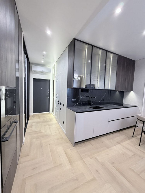 Продам в Аркадии квартиру с дорогим дизайнерским ремонтом ЖК Атмосфера Одесса - изображение 1