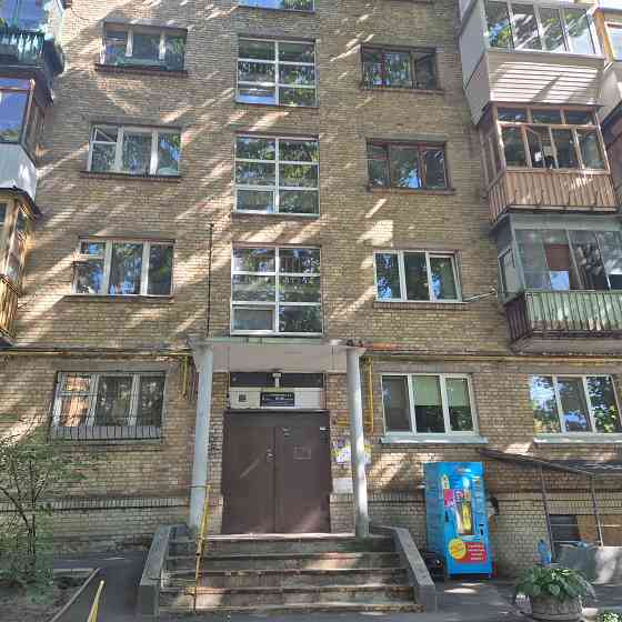 Продаж 2 кімн.,ст.м."Політехнічний інститут",вул.Сім'ї Бродських 3-А. Киев