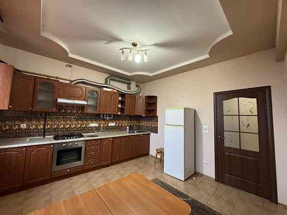 Оренда 2 кімнатної квартири 75м2 Ужгород