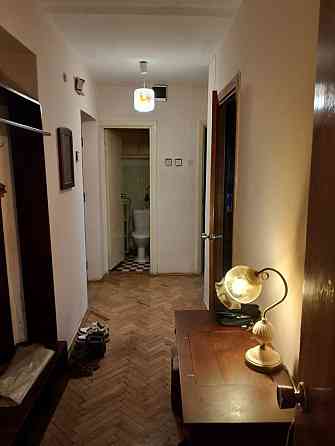 Оренда 3х кім Коновальця ( Алтайські озера) Львов