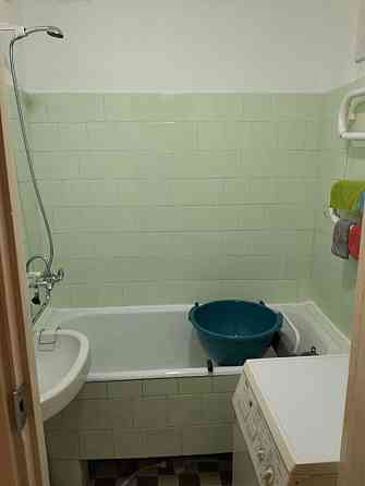 Оренда 3х кім Коновальця ( Алтайські озера) Львов