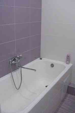 Здається СВОЯ 2-х км. кв. на Січеславській  Набережній від власника Dnipro