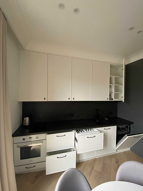 Оренда 1-кім. квартира Центр, новобудова,ПЕРША ЗДАЧА, БЕЗ КОМІСІЇ Рівне - зображення 4