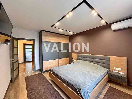 Продаж 2-кімнатної квартири на вул. Сім'ї Кульженків, 37 ЖК Яскравий Киев