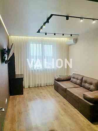 Продаж 2-кімнатної квартири на вул. Сім'ї Кульженків, 37 ЖК Яскравий Киев