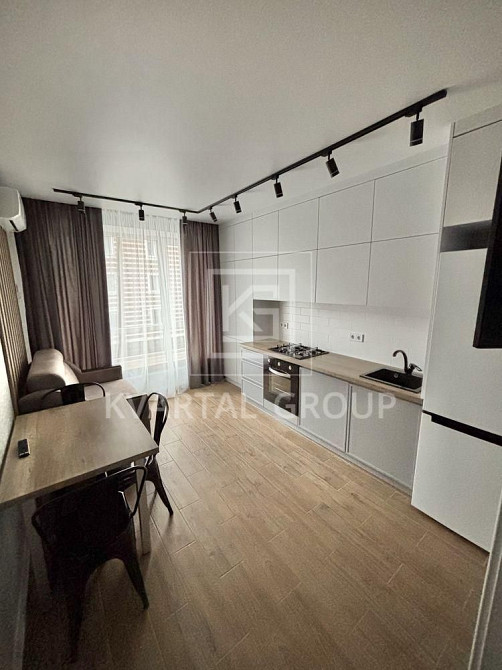 Продам стильну, світлу квартиру в ЖК “Нові Метри Парк”! Ірпінь - зображення 2