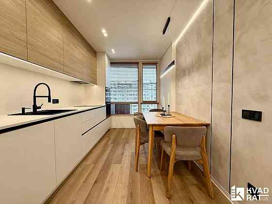 Унікальна квартира, з ДИЗАНЕРСЬКИМ ремонтом, у центрі міста! Благо! Івано-Франківськ