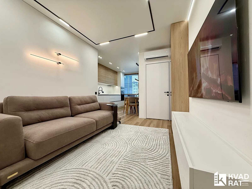 Унікальна квартира, з ДИЗАНЕРСЬКИМ ремонтом, у центрі міста! Благо! Івано-Франківськ - зображення 1