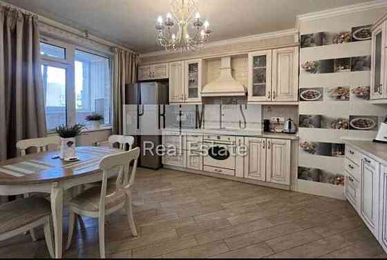 Продаж 3 кімнатна квартира 102м2 вулиця Раїси Окіпної Лівобережна Киев